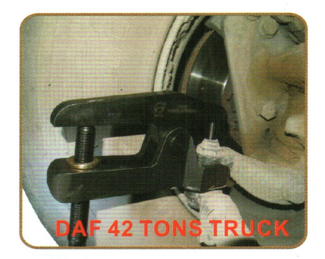 UNIVERSAL BALL JOINT REMOVER 39mm